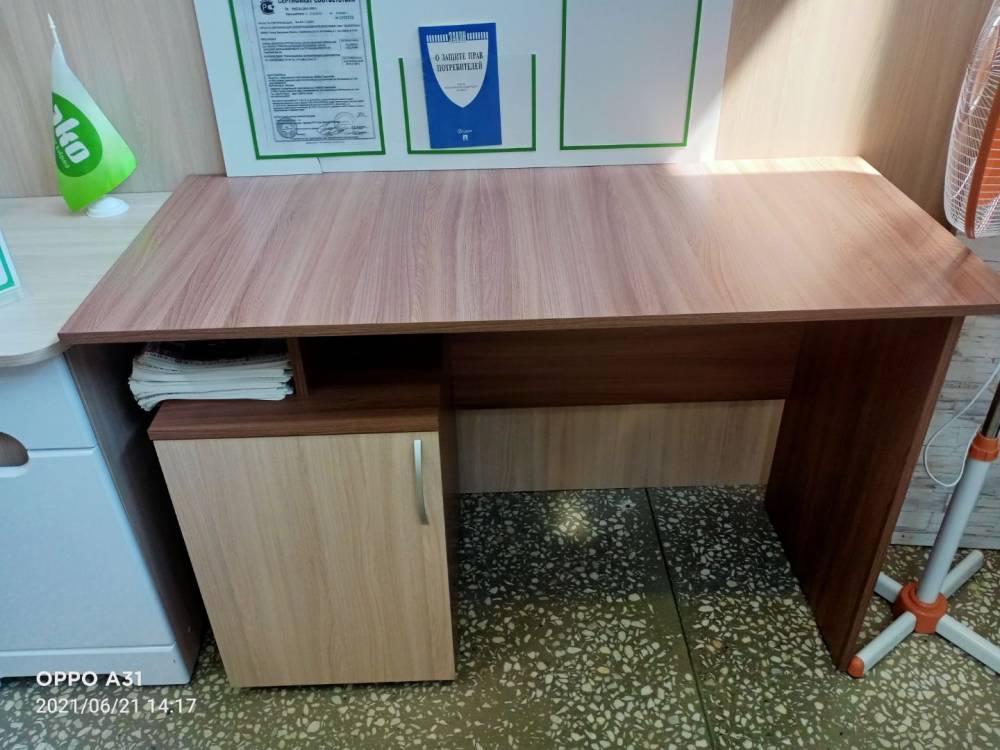 Стол письменный с дверкой в цвете Шимо темный/светлый  - Фабрика ЭКО