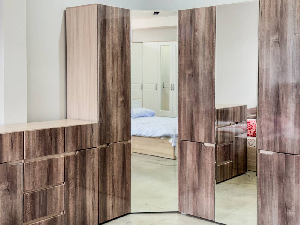 Спальный гарнитур "ТРИО" с древесной фактурой - Фабрика ЭКО