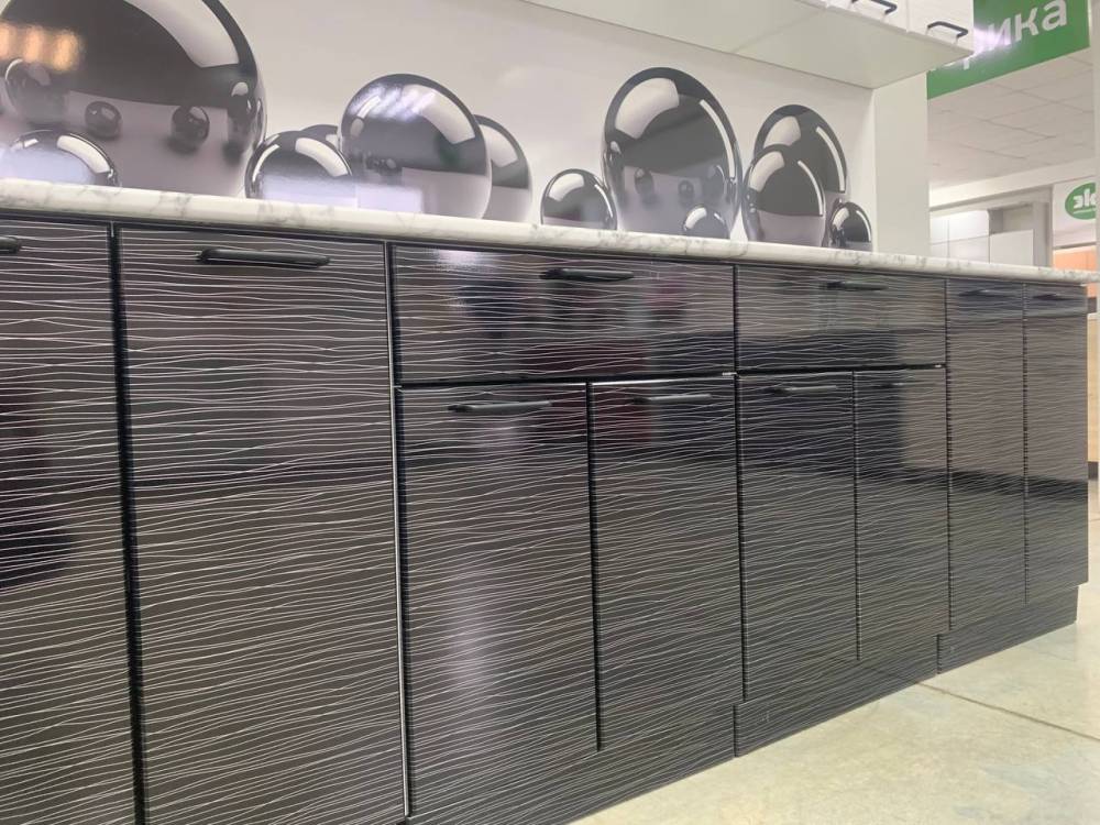 Кухонный гарнитур Страйп черный/белый