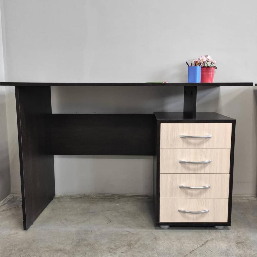 Стол письменный с 4 ящиками в цвете Венге/Млечный дуб (распродажа)