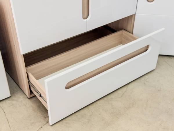 Шкаф 2-х створчатый с ящиком «Палермо» в цвете Шимо светлый/Белый глянец купить в Перми