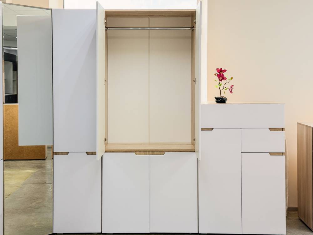 Белый шкаф двухстворчатый "ТРИО" - Фабрика ЭКО